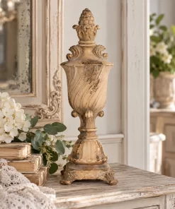 Decorazione in Resina Stile Anticato